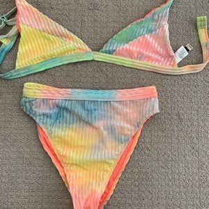 Dippin daisies bikini